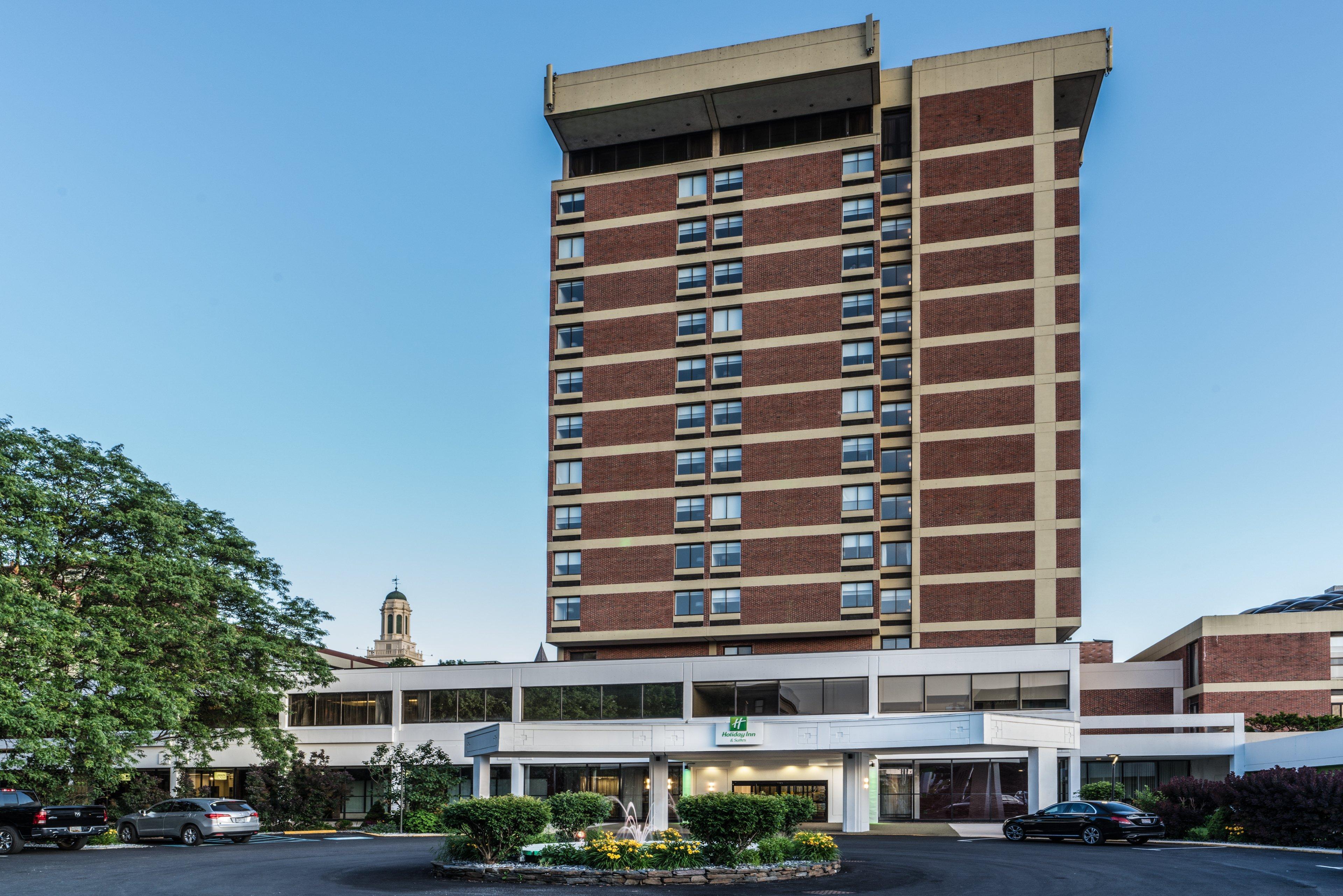 Holiday Inn & Suites Pittsfield-Berkshires By Ihg Esterno foto
