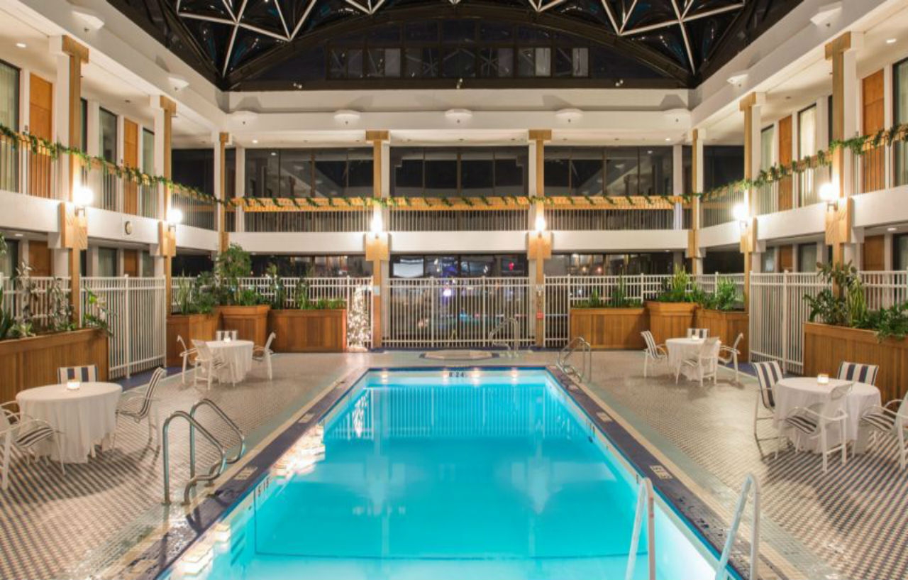 Holiday Inn & Suites Pittsfield-Berkshires By Ihg Esterno foto